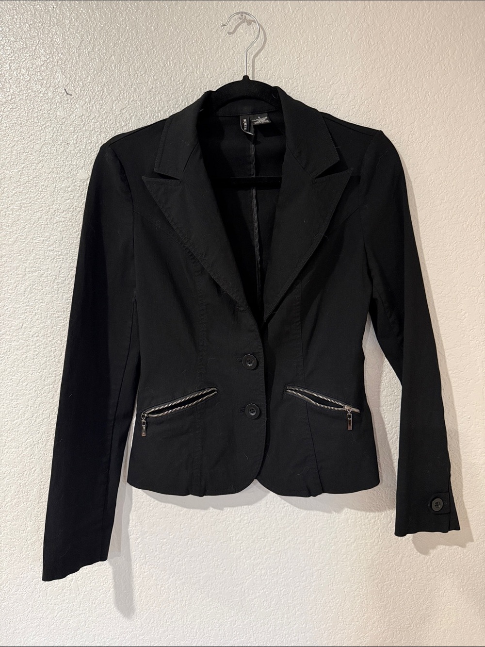 Mix It Black Women's Tailored Blazer with Zip Pockets